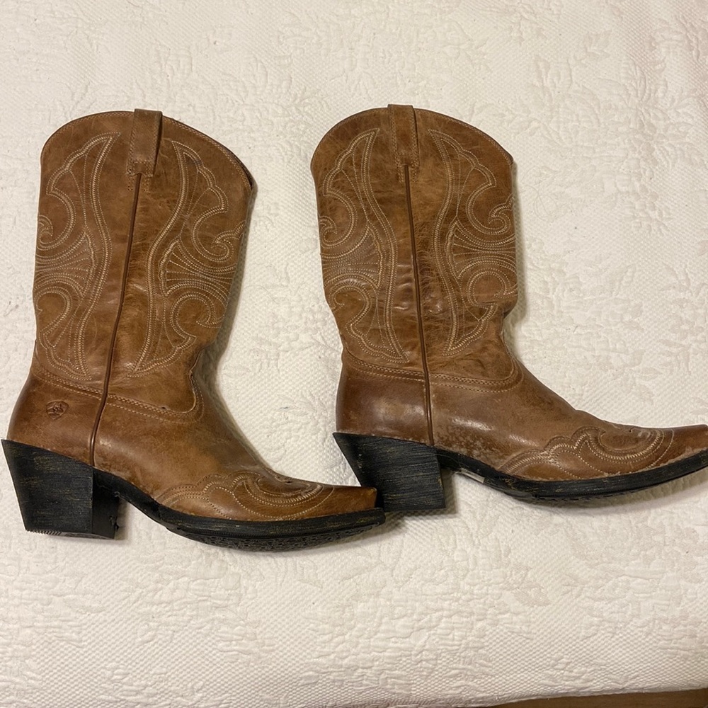 Ariat Cowgirl Boots